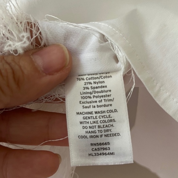 Trouve White Fringe Trim Lined Hem Tank Top Blouse Shirt Size S - Picture 8 of 8